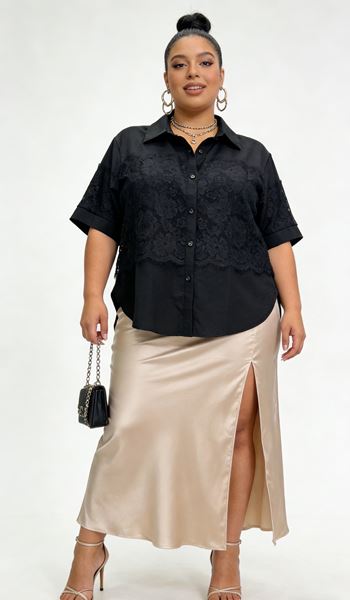 Picture of CURVY GIRL BLOUSE WITH LACE